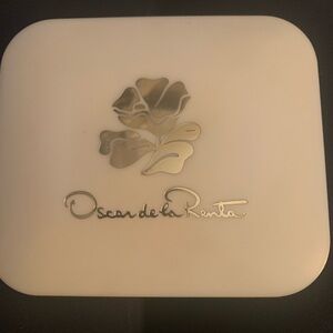 Vintage Oscar de La Renta parfum caressing body finish